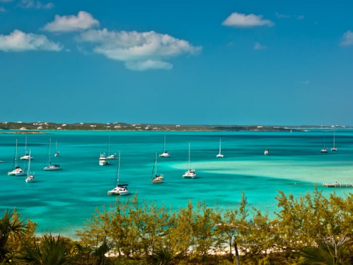 Sailing holidays in Bahamas
