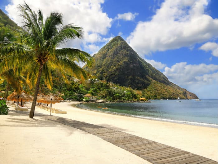 Sailing holidays in St Lucia