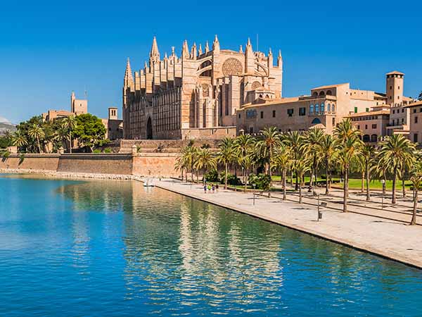 Cathedral of Palma de Majorca and Park de la Mar at the historic city center, Spain Mediterranean Sea island.